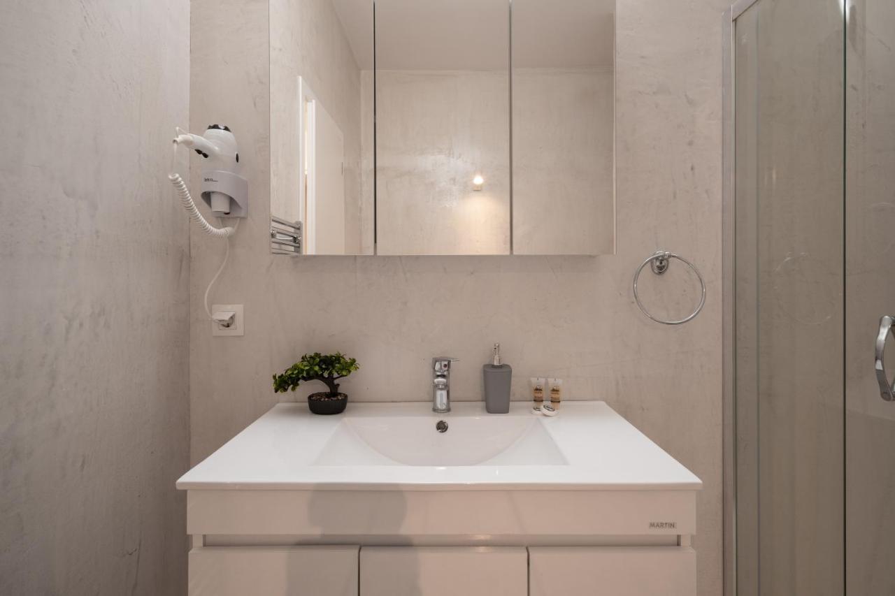 Exclusive Apartment In The Heart Of Atene Esterno foto